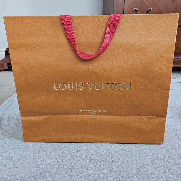 Louis Vuitton packaging set Bundle. - Picture 9 of 11